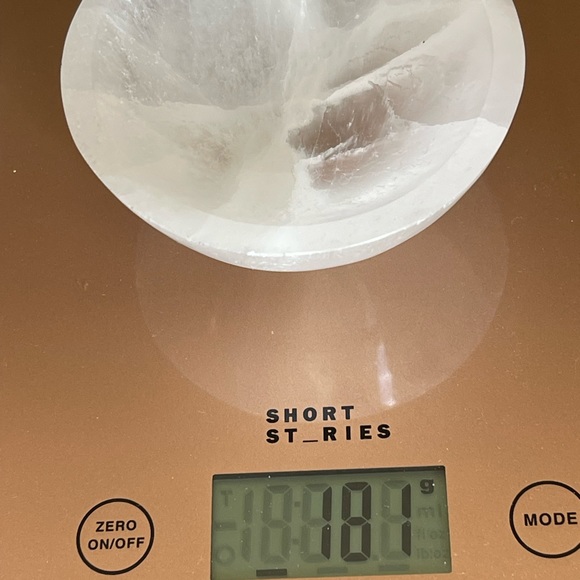 Genuine selenite hand carved ✨charging✨ bowls - Picture 6 of 13